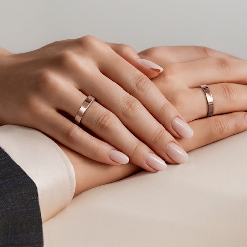 Obrączki ślubne: różowe złoto, płaskie, 4 mm